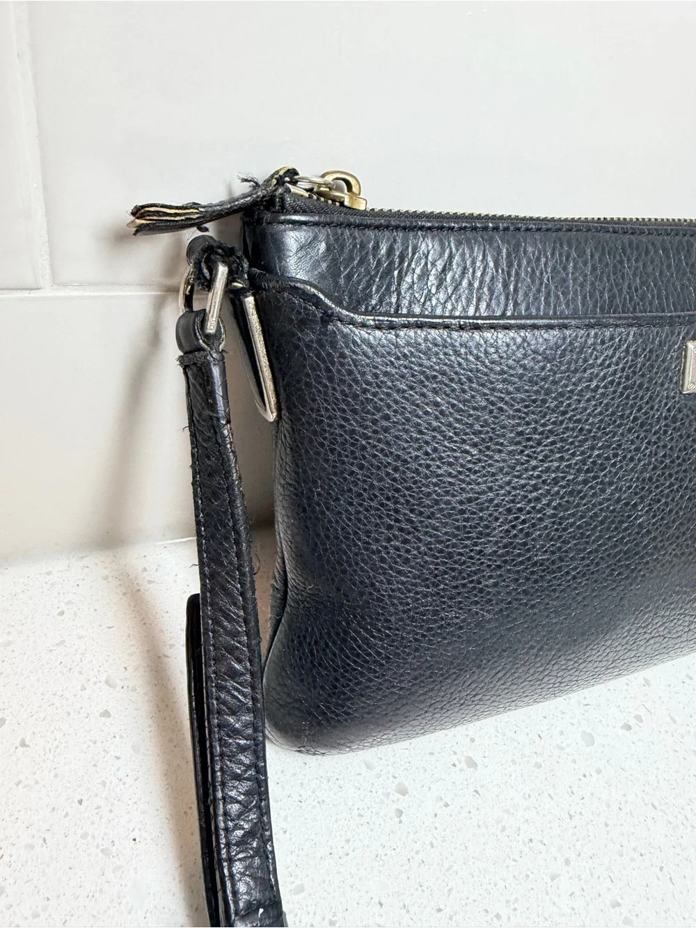 Coach Madison East/West Swingpack crossbody bag purse black pebbled leather